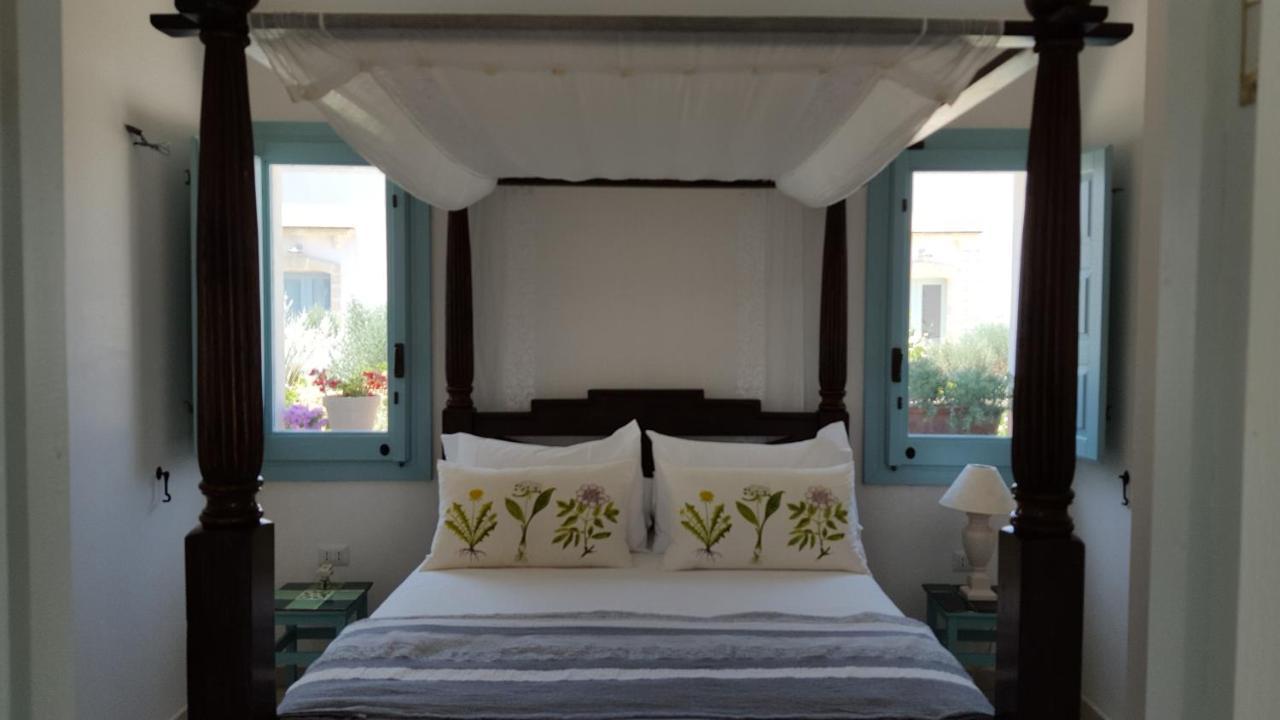 The Proud Garden Bed & Breakfast Carovigno Exterior foto