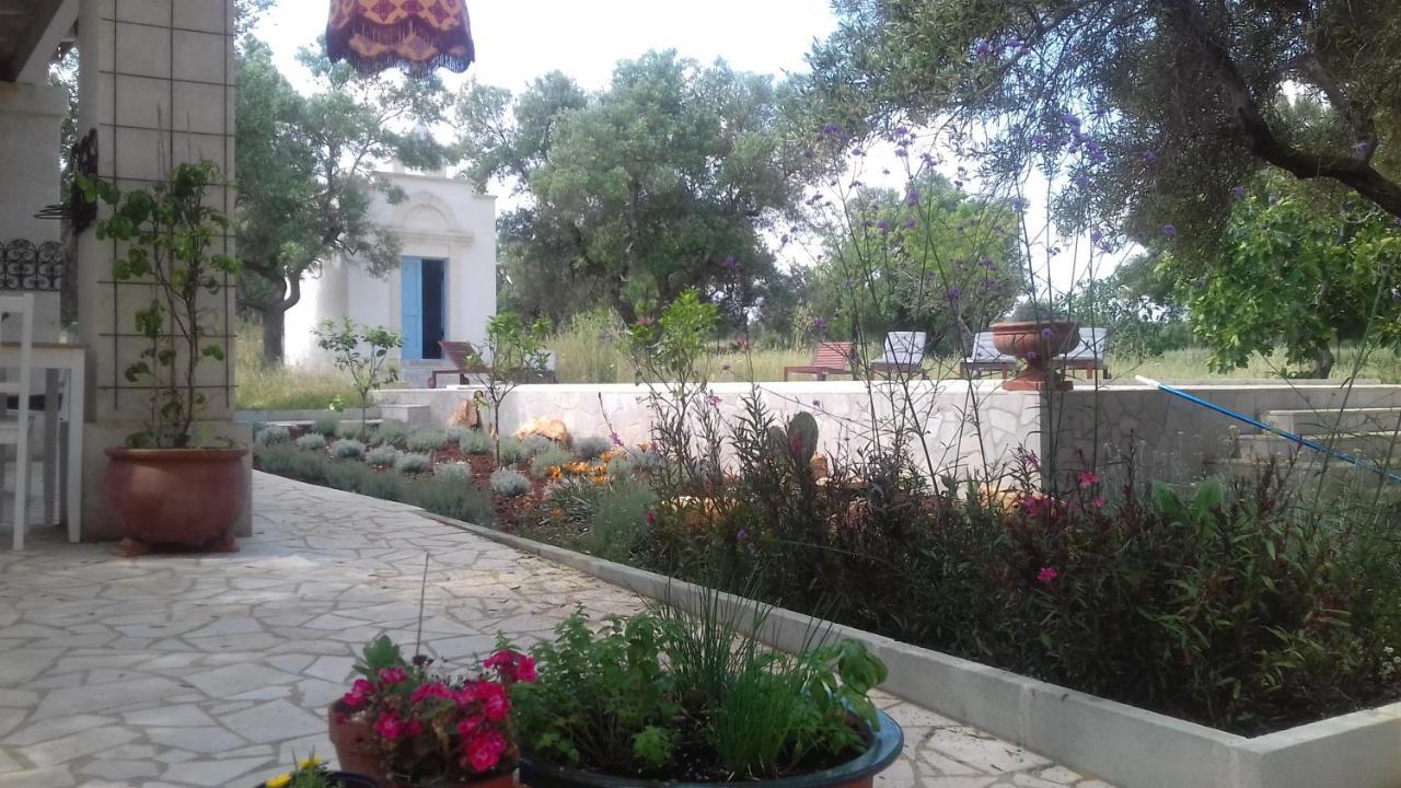 The Proud Garden Bed & Breakfast Carovigno Exterior foto