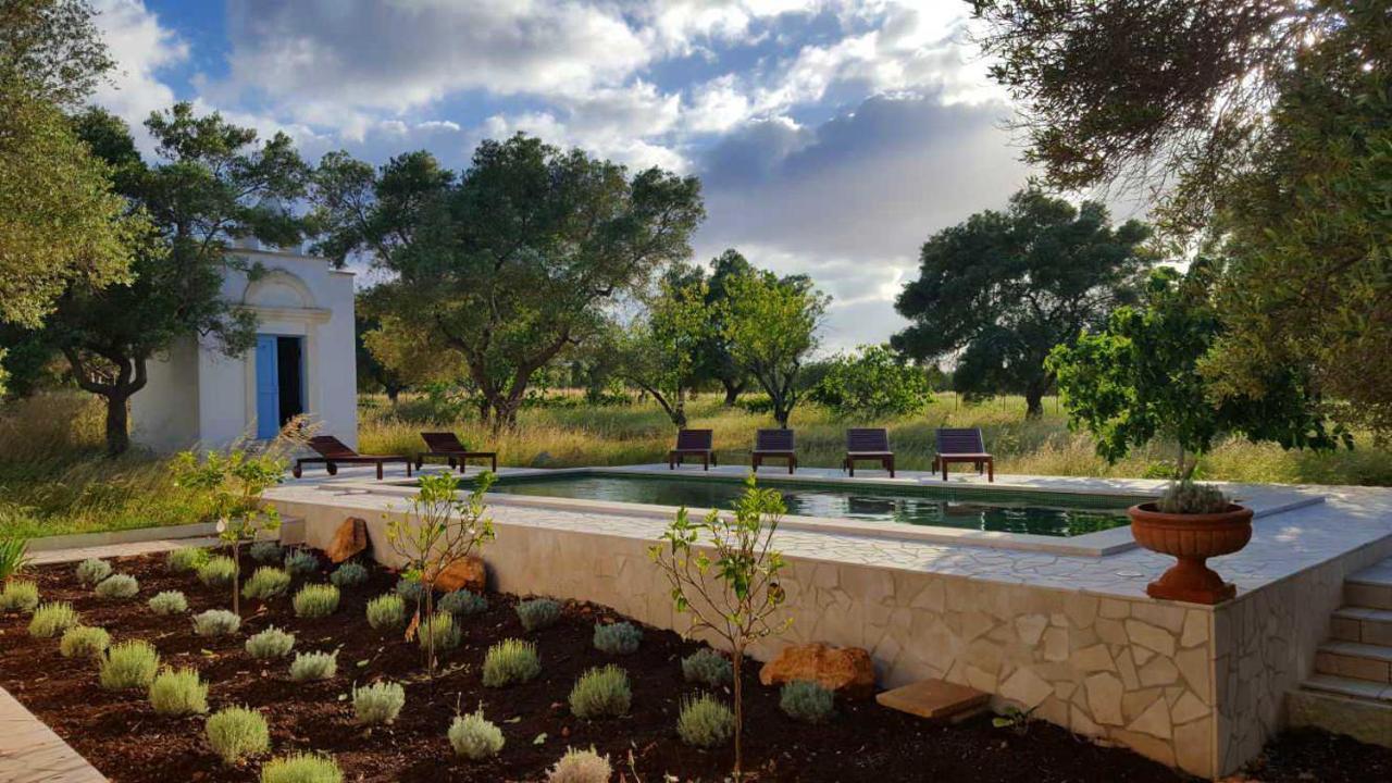 The Proud Garden Bed & Breakfast Carovigno Exterior foto